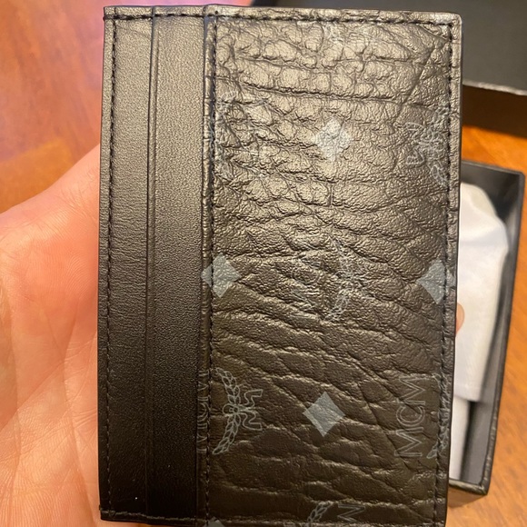 MCM CARD CASE - Picture 6 of 6